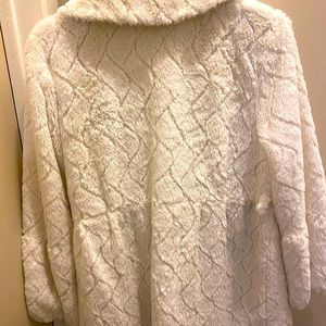 Beautiful white teddy bear dress coat